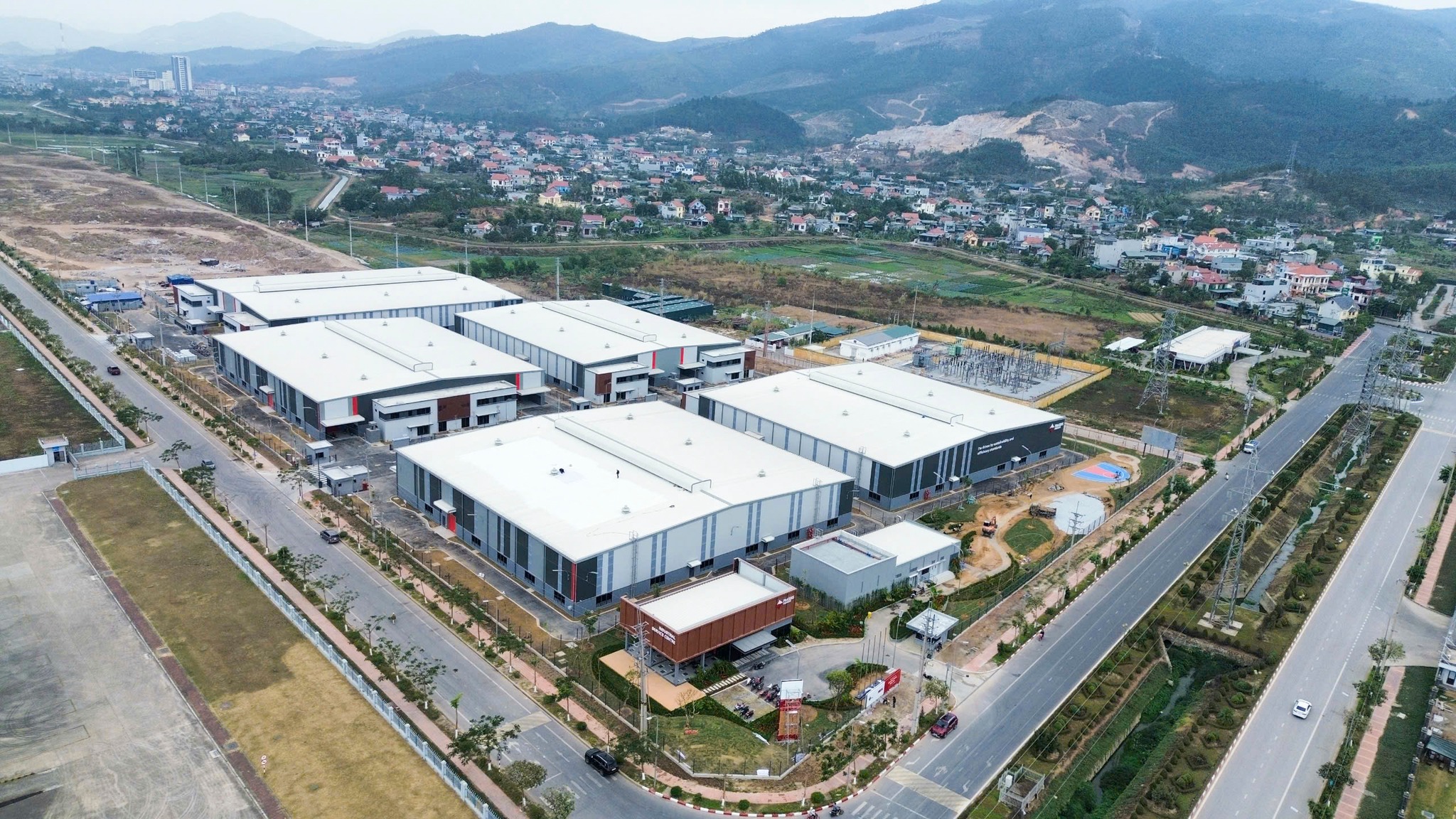 General contractor Vilai Viet accomplished a LEED Gold Project.